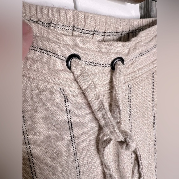D22.02 Vince Camuto Women’s Linen Striped Pants XL - Picture 3 of 6